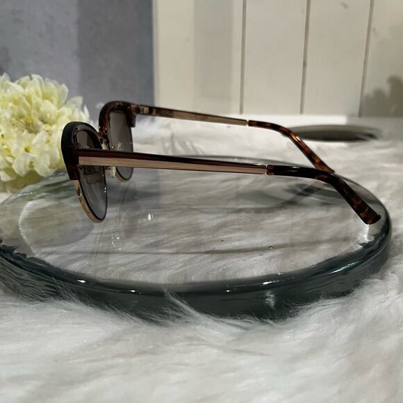 NEW Nanette Lepore Cat Eye Metal Frame Gradient Sunglasses Tortoise Gold NN201 - Picture 8 of 12